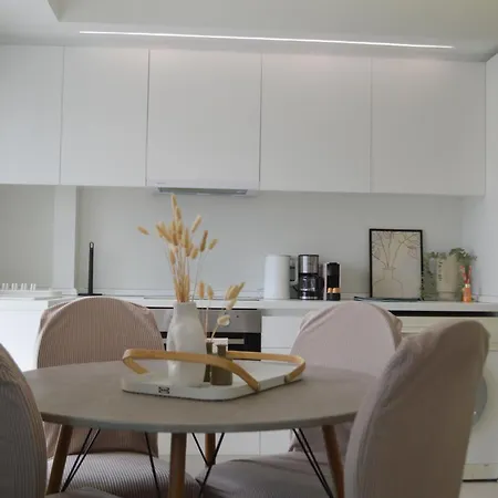 Apartment Im Peraía