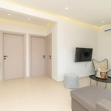 Im Appartement Peraía